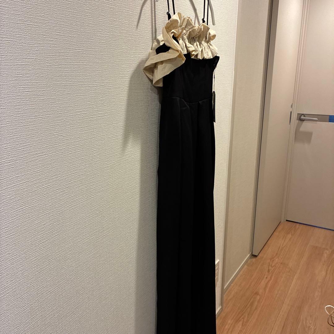 【サイト完売品】Kanako×Olu. ショルダーフリルタックワンピース 黒 【サイト完売品】Kanako×Olu. ショルダーフリルタックワンピース 黒