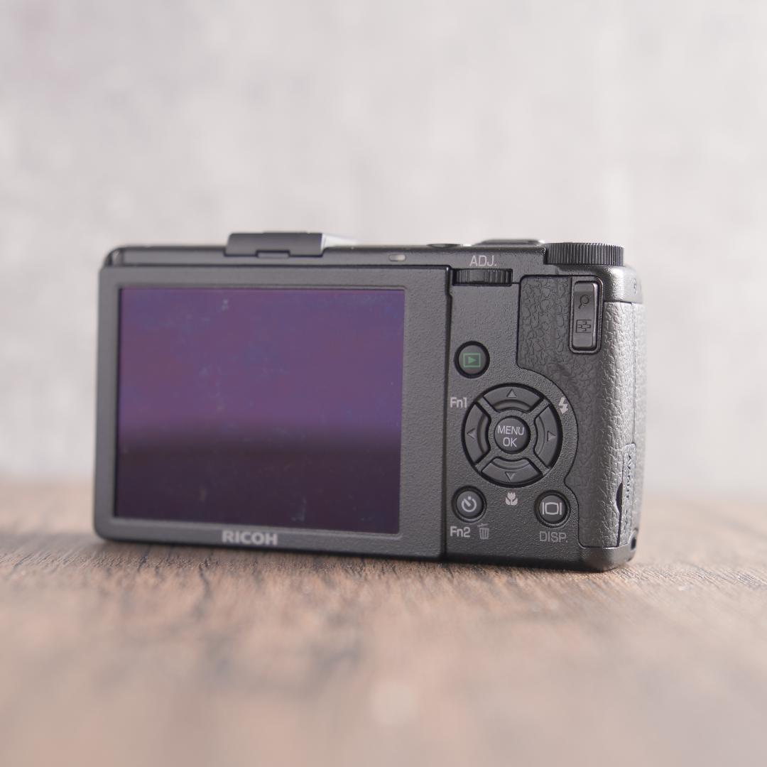 ✨ショット数905回で新品級✨RICOH GR DIGITAL III　332