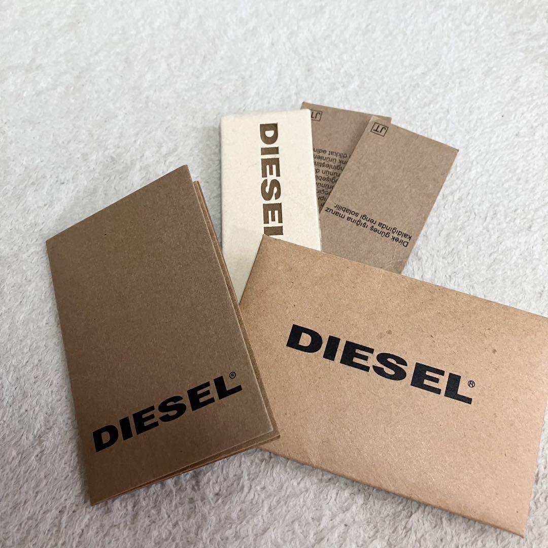 【美品】　DIESEL ボディバッグ　レザー　牛革　ロゴ金具　ダークブラウン
