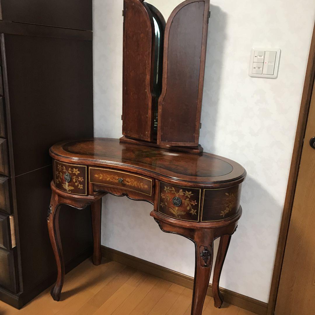 鏡台アンティークイギリス風? 鏡台アンティークイギリス風?