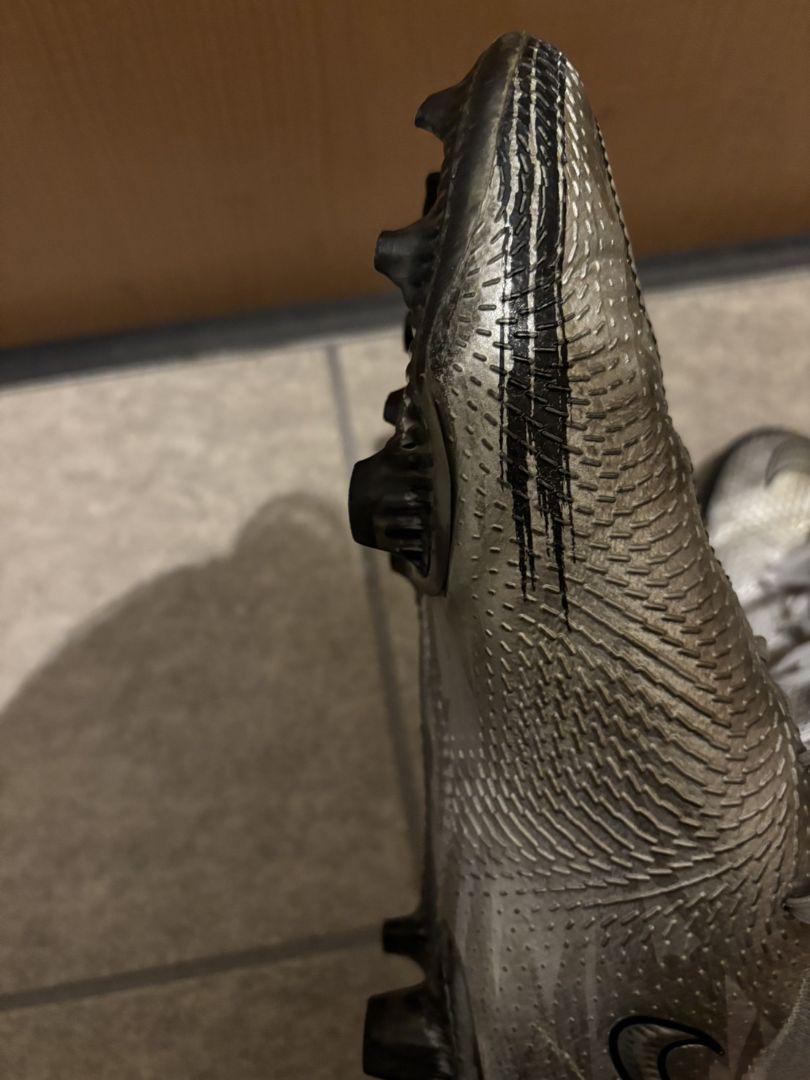 Nike PHANTOM GT サッカーシューズ シルバー