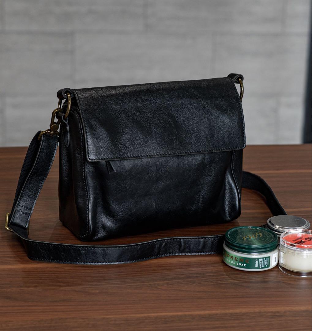 新品 本革 メンズ ミニバッグ ミニショルダーバッグ 黒 ブラック