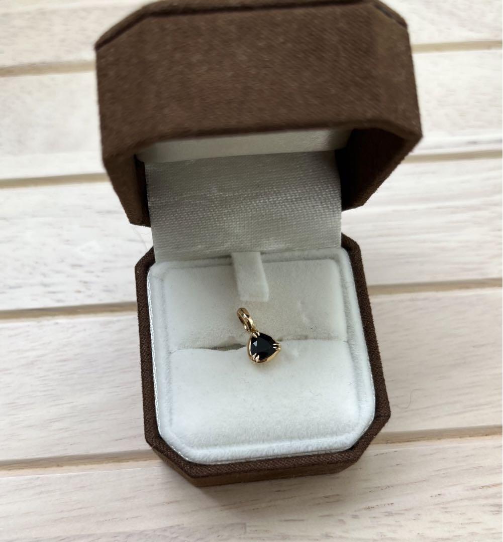 STAR JEWELRY K10ゴールド オニキスチャーム 吊り上げ