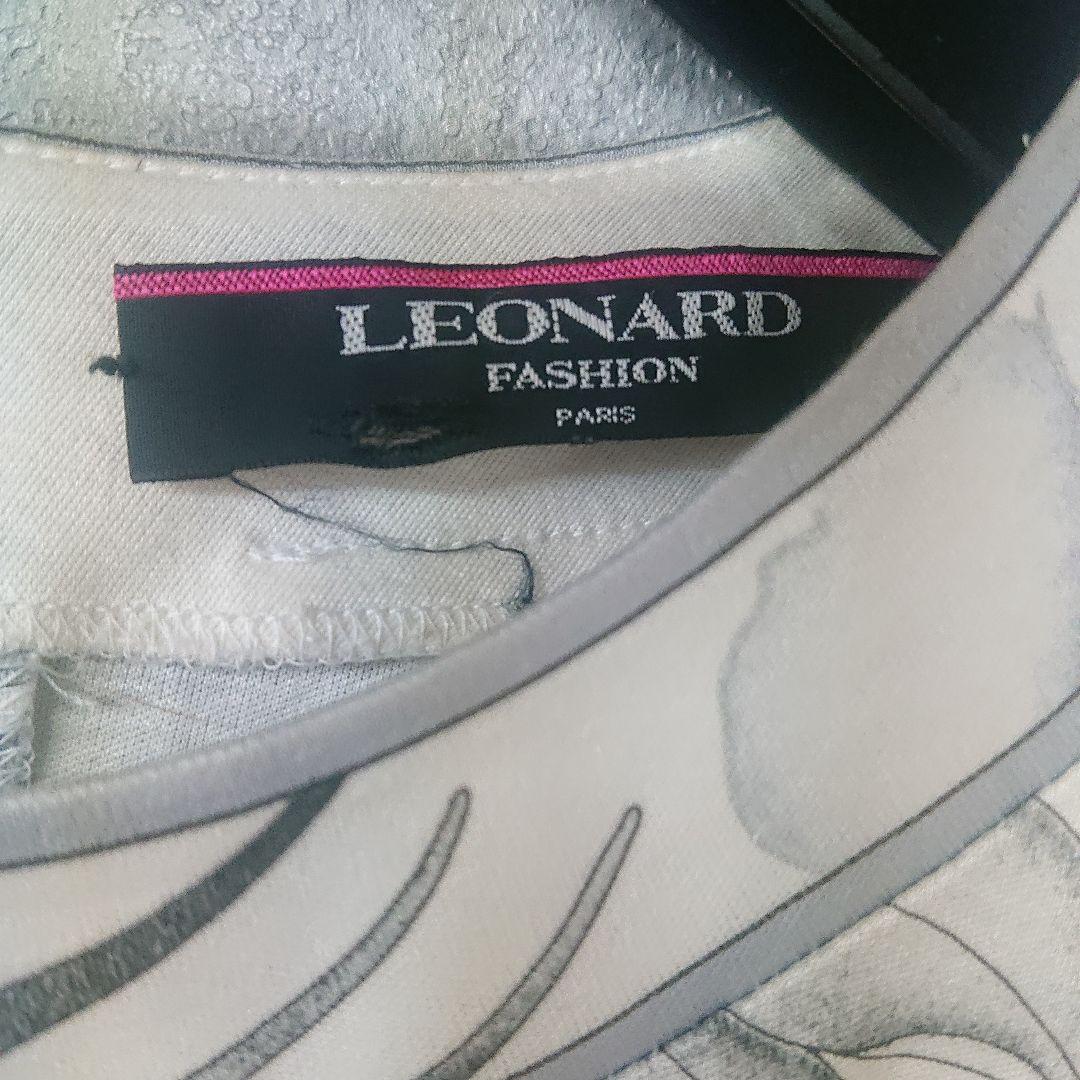 早い者勝ち】LEONARD レオナール 花柄 Tシャツ Lサイズ 肩パット付