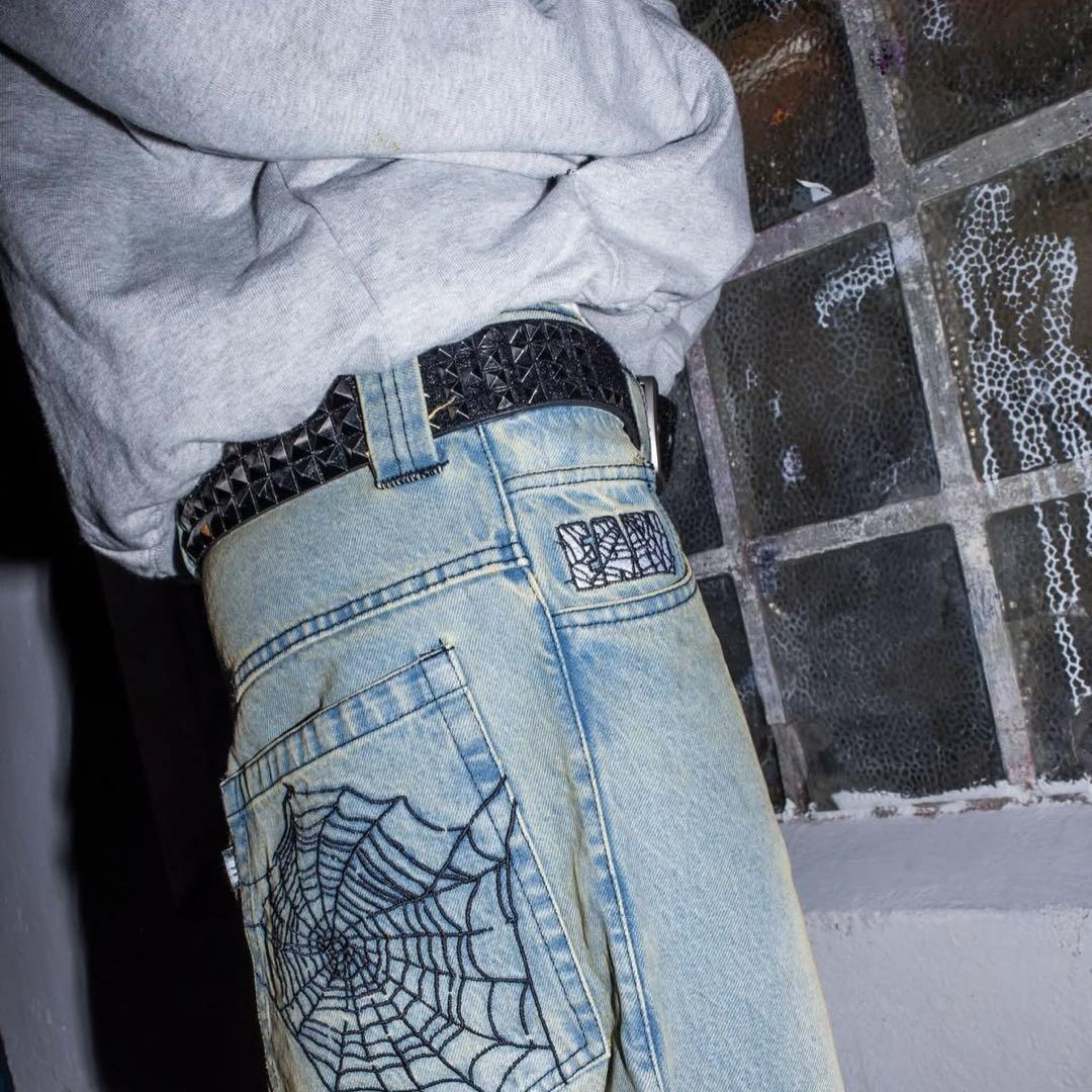 人気アイテムランキング(新品)  earlskateboards 'Pony' Studded Belt - メルカリ 小物
