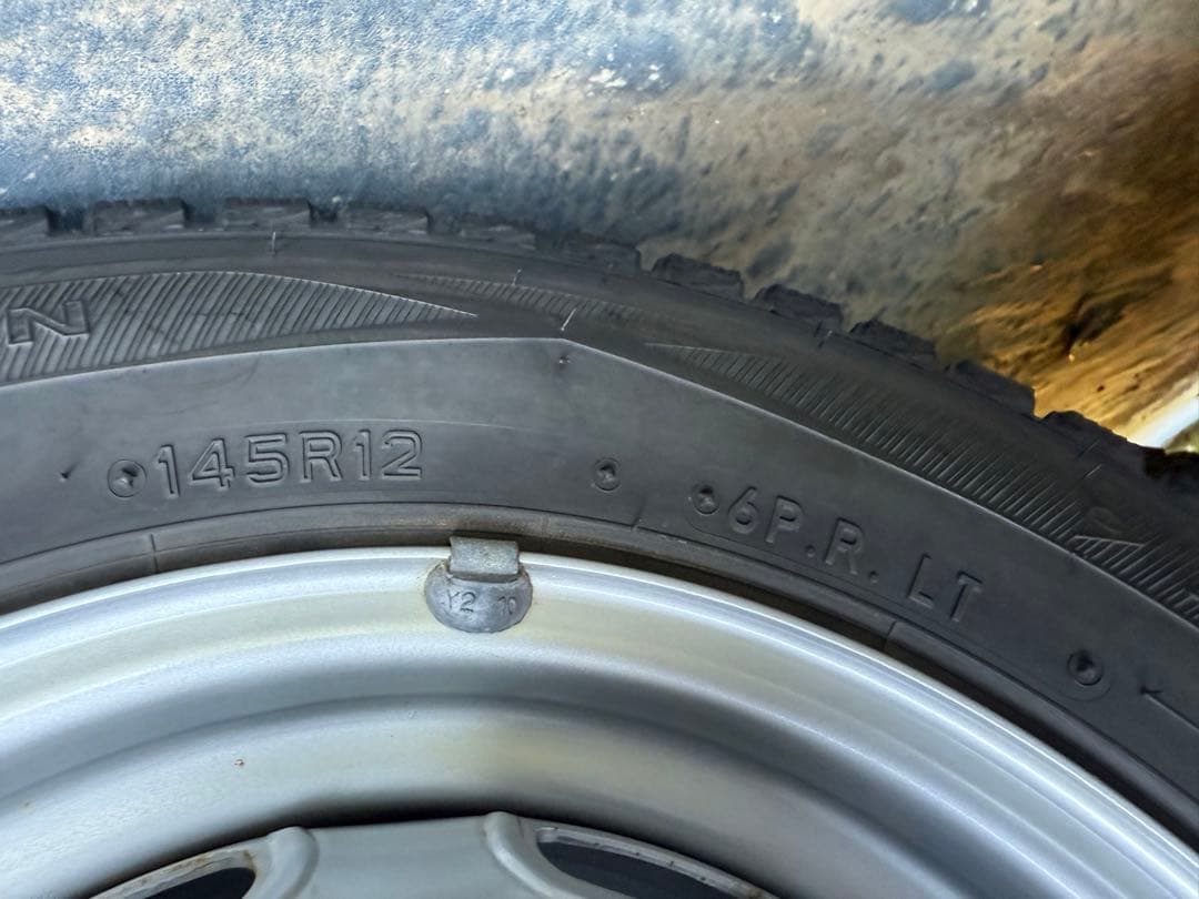 ダンロップスタッドレス145R12 6PR