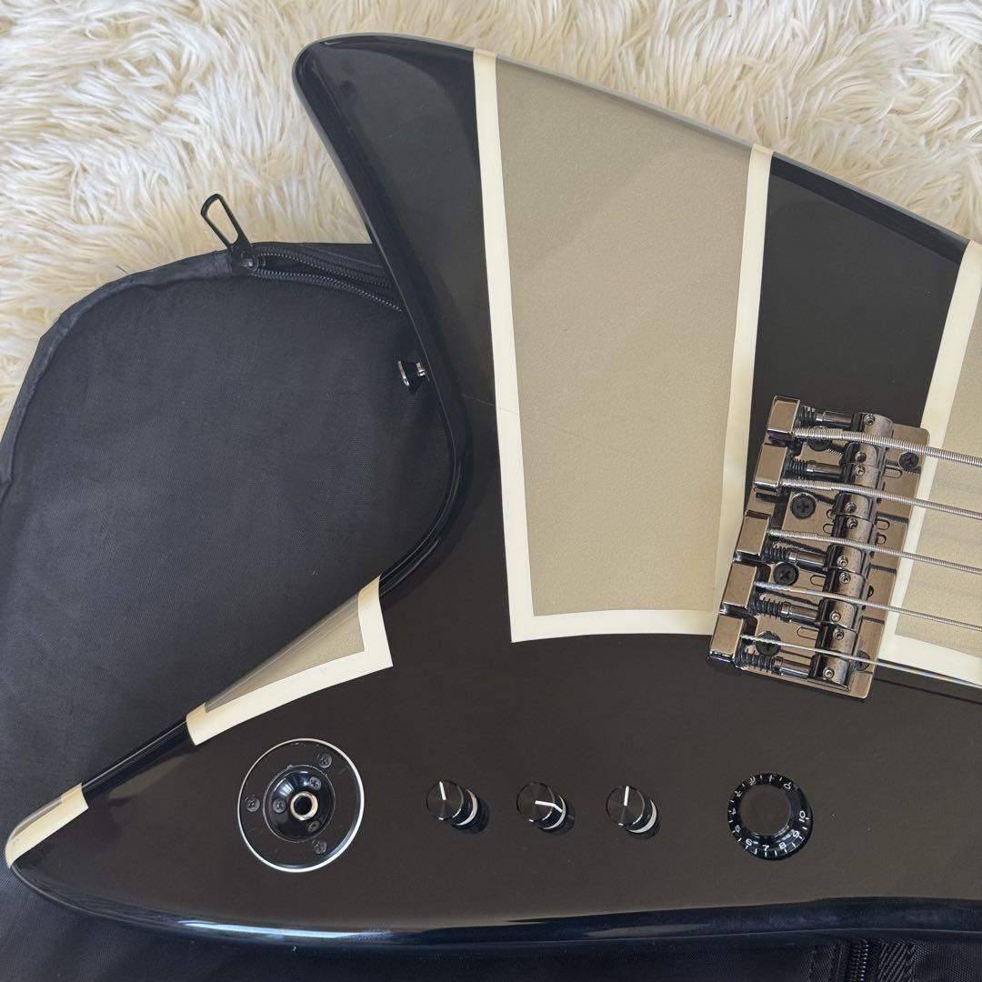 美品★EDWARDS E-TT ベース DIR EN GREY Toshiya