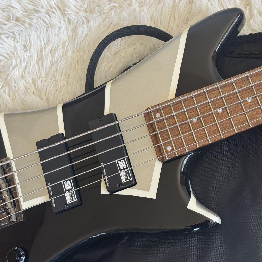 美品★EDWARDS E-TT ベース DIR EN GREY Toshiya