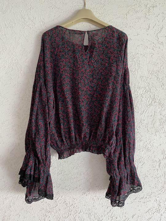 ジャパンÜ Chloe クロエ チェリー柄 レース ブラウス TMrci-m45238625140 ワンシーズ ジャパンÜ Chloe クロエ チェリー柄 レース ブラウス TMrci-m45238625140 ワンシーズ