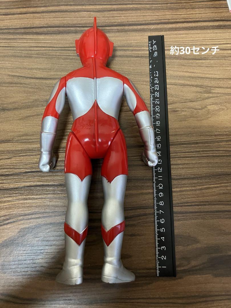 ウルトラマン　フィギア