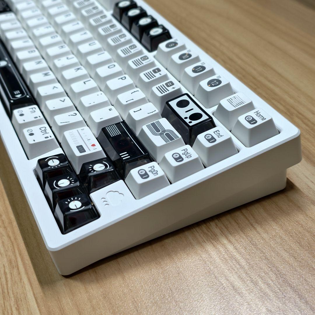 【新品同様】Rainy75 RT Pro ミルクホワイト 12時間内発送