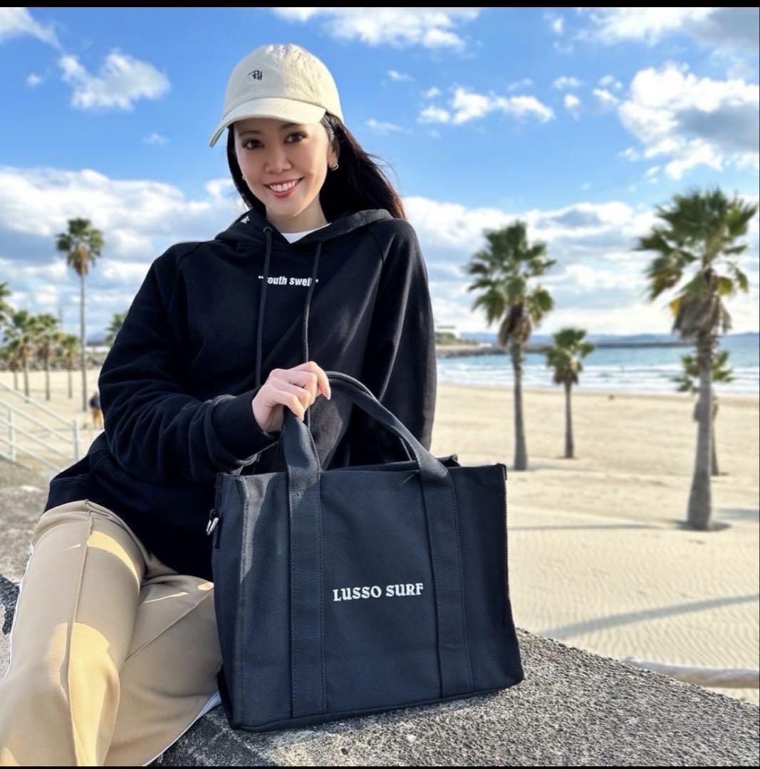 通勤に便利☆LUSSO SURF 2wayショルダートートバッグ　ブラック Ron Herman - 新作コーデ⭐︎LUSSO SURF 2wayショルダートート