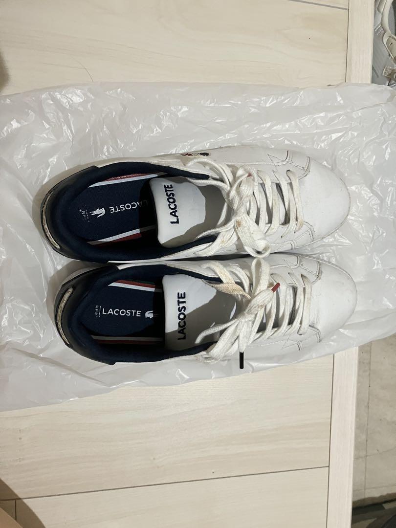 LACOSTE ホワイトスニーカー - メルカリ