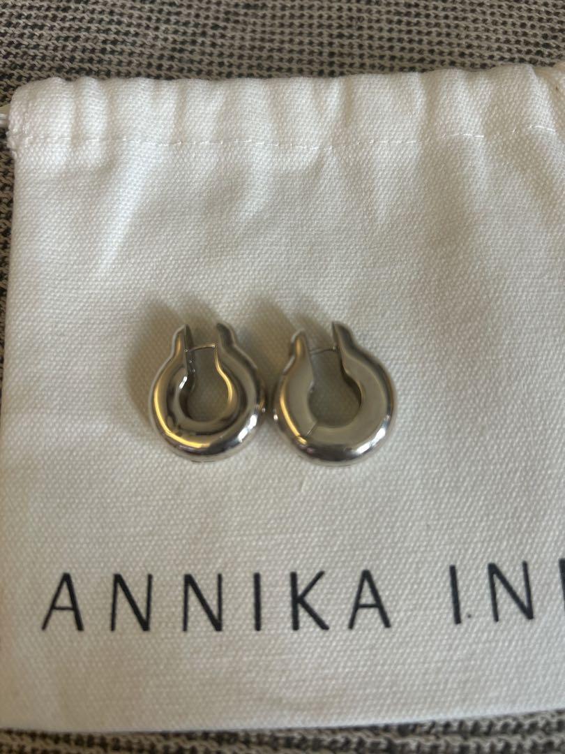 ANNIKA INEZ ピアス