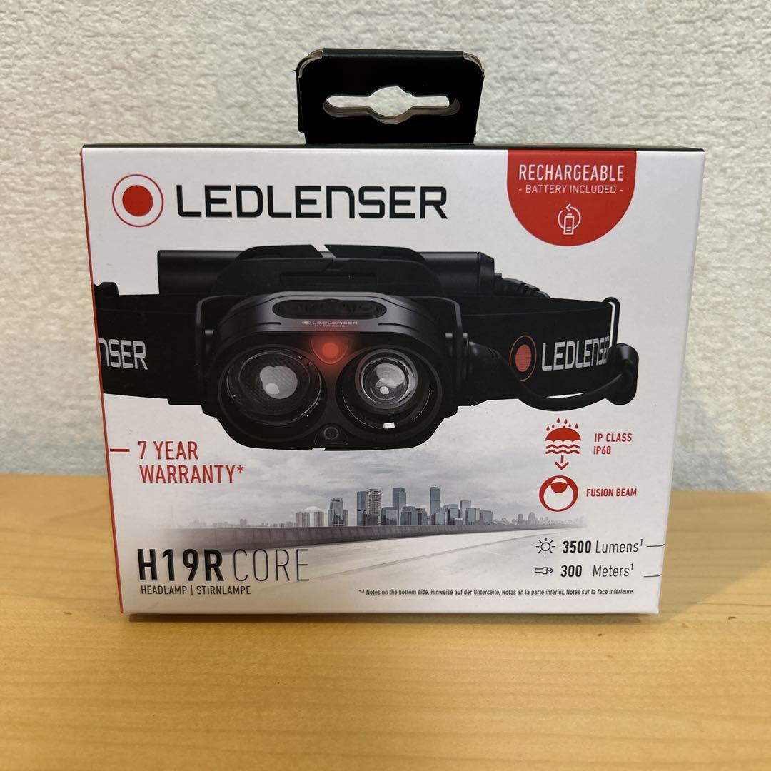 パッキングされており未開封LEDLENSER ヘッドライト 未使用品 H19R Core 502124