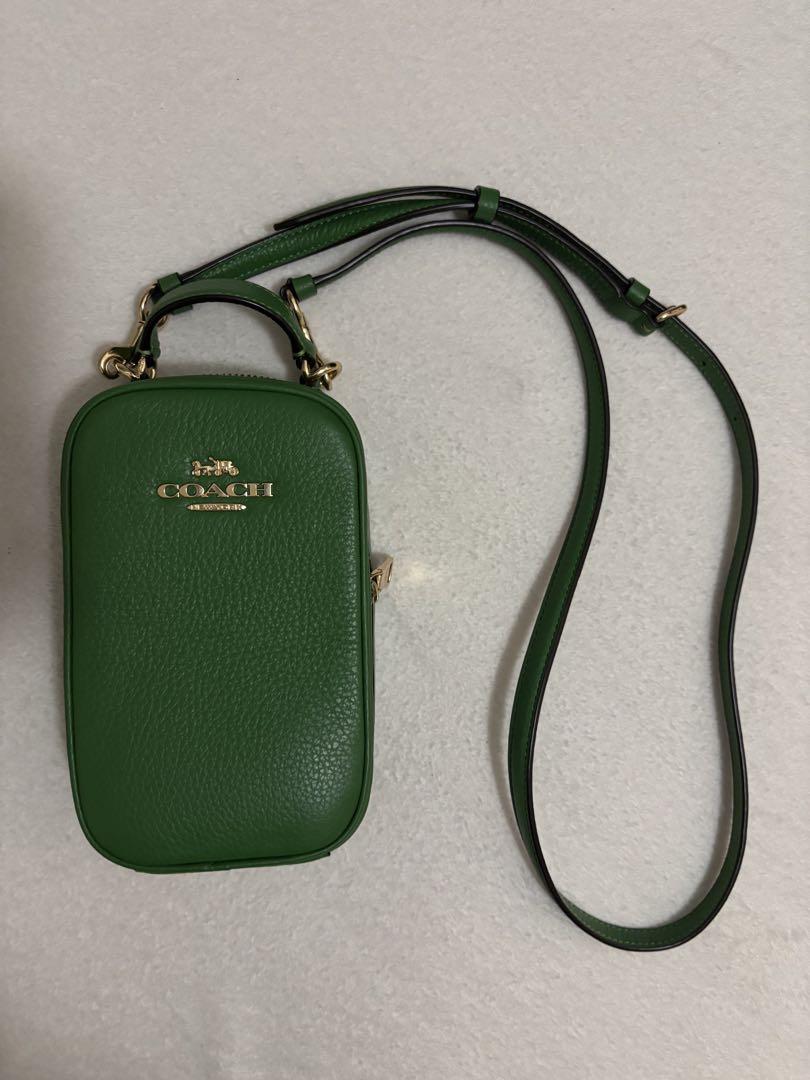 速くおよび自由な COACH グリーン ショルダーバッグ - メルカリ バッグ