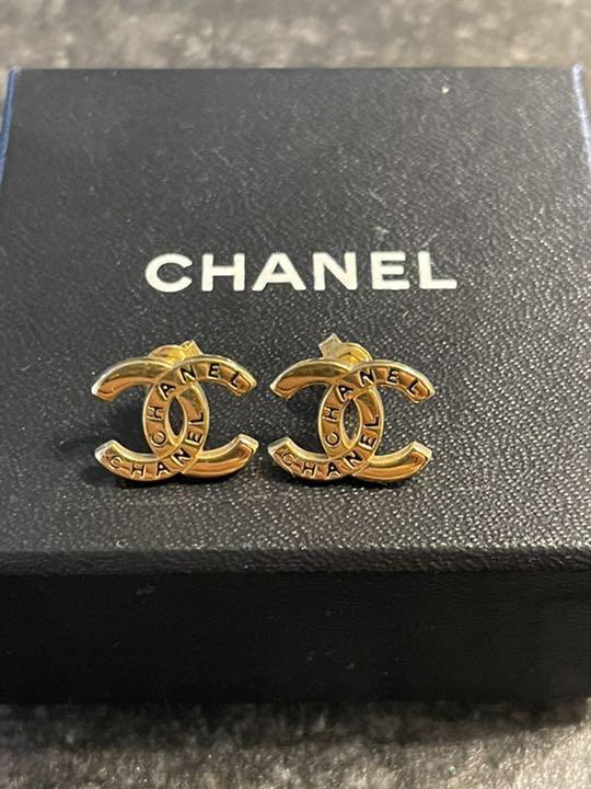 CHANEL ピアス