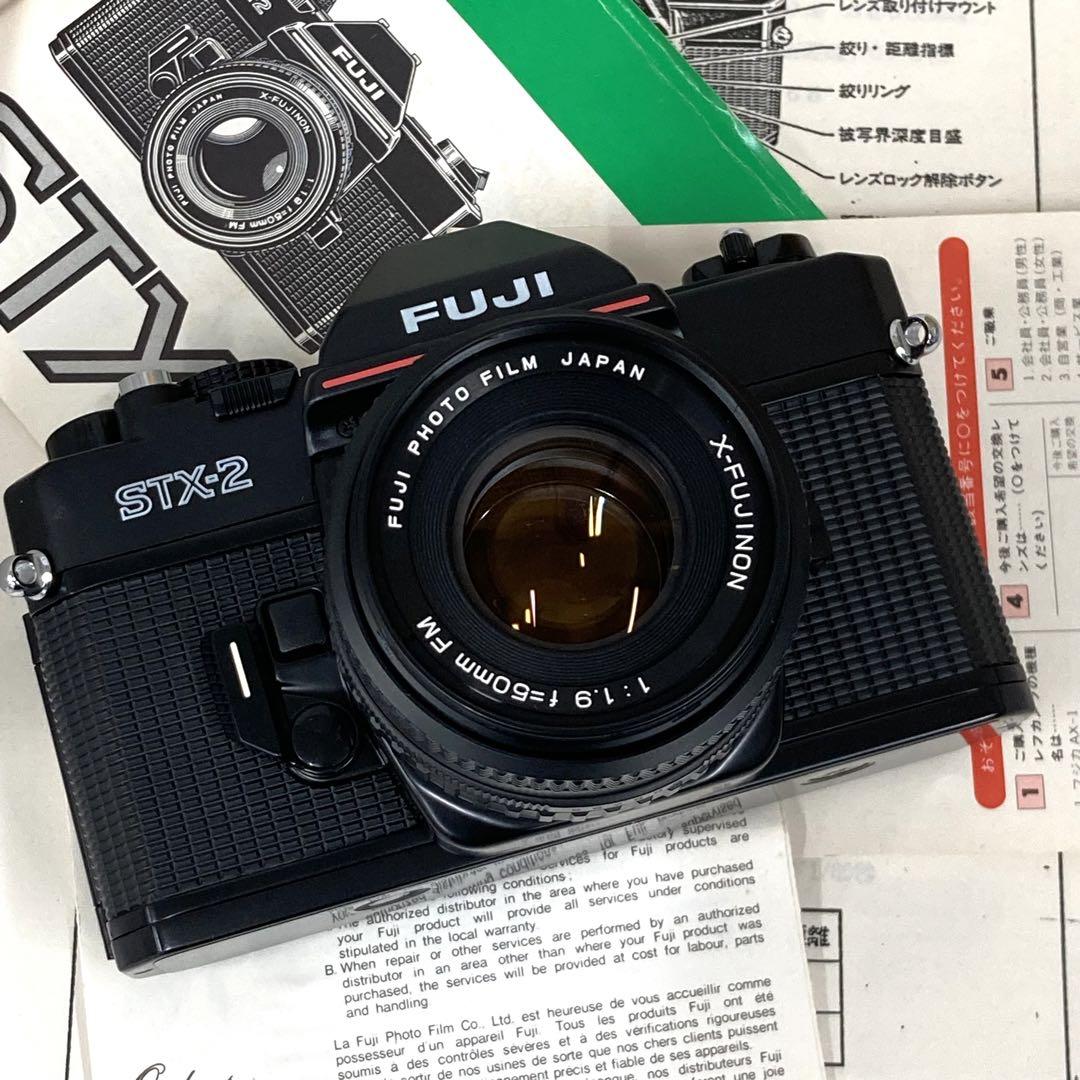 ■新古品　FUJI STX-2  (フィルム一眼レフカメラ)