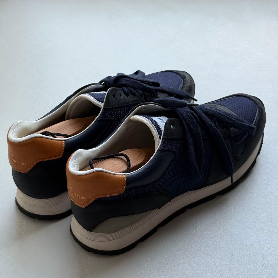 LOUIS VUITTON runway sneaker navy