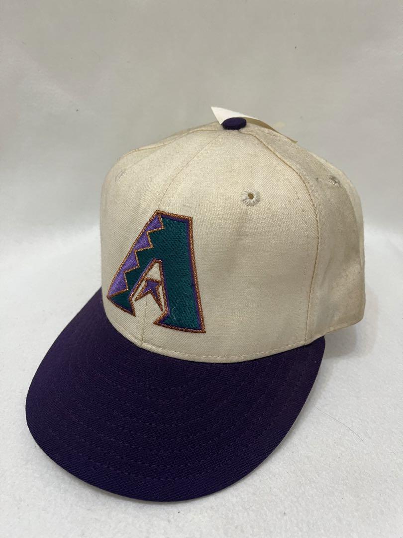 【NEW ERA vintage】ダイヤモンドバックス　パープル　キャップ　タグ