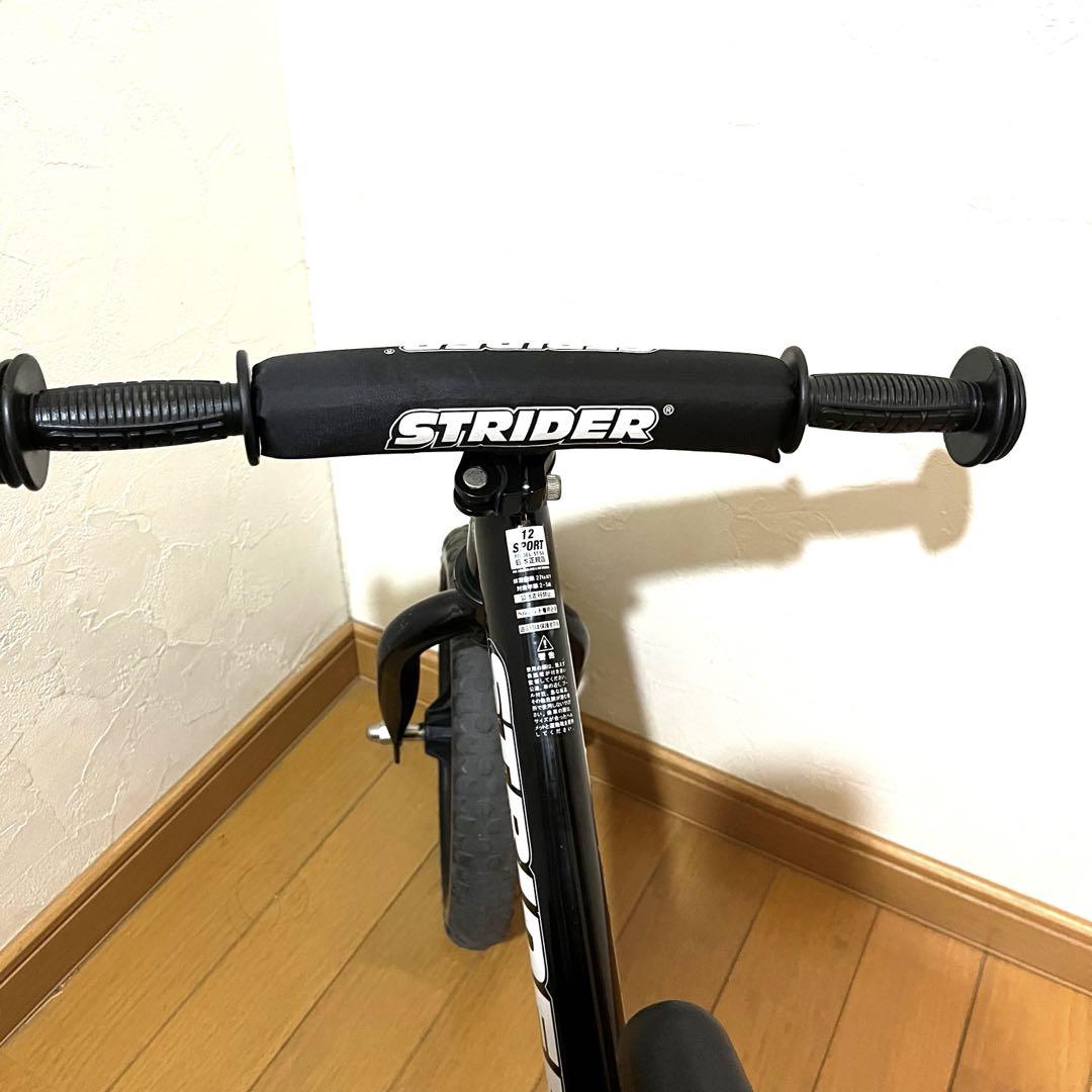 STRIDER スポーツ 12インチ ブラック ロングシート バランス