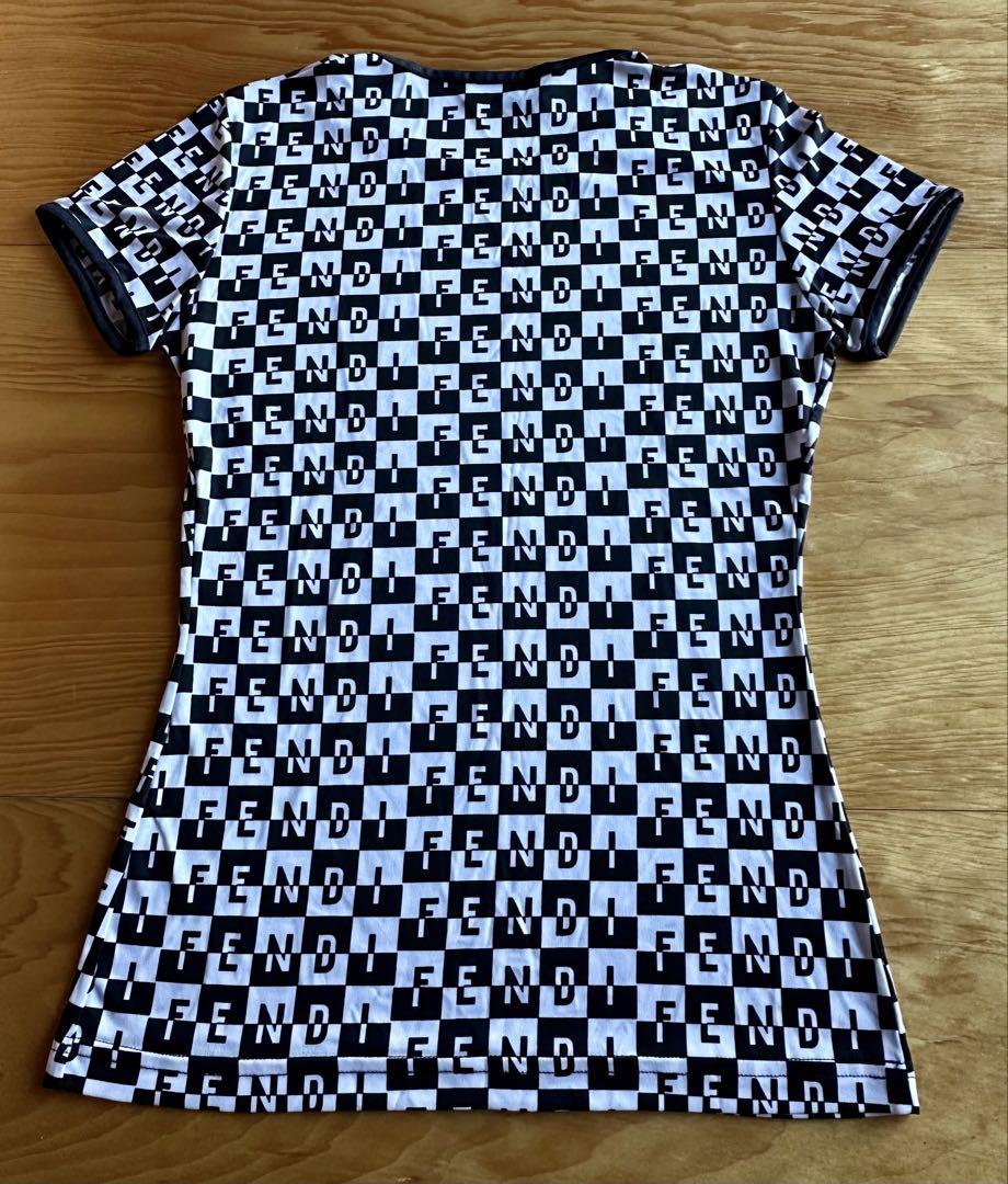 【新品】 FENDI フェンディ Tシャツ　サイズ42 ⭐︎希少⭐︎
