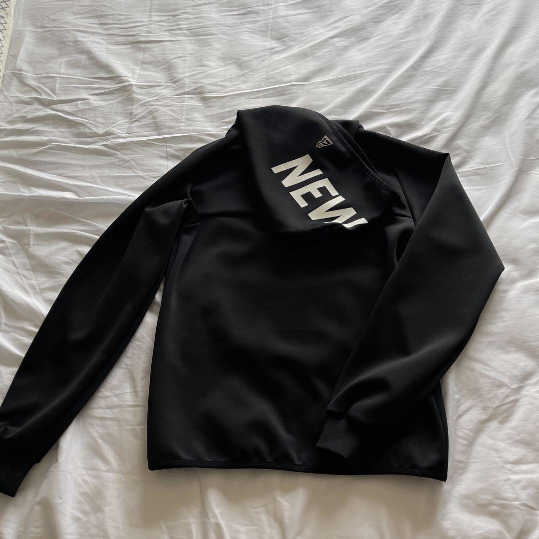 NEW ERA フード付きジャケット ブラック New Era ブラック フード付きジャケット - メルカリ