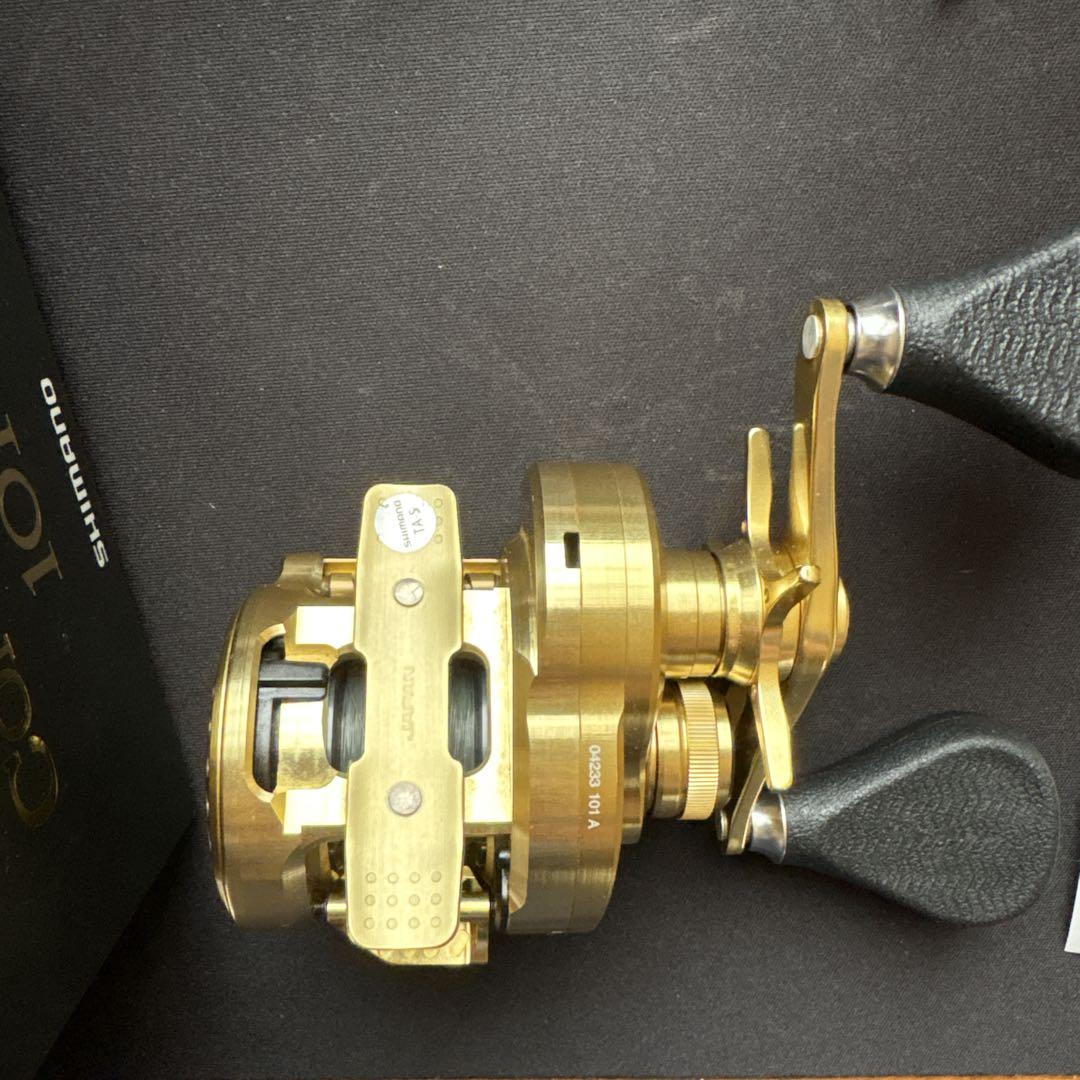 リール SHIMANO CALCUTTA CONQUEST 101