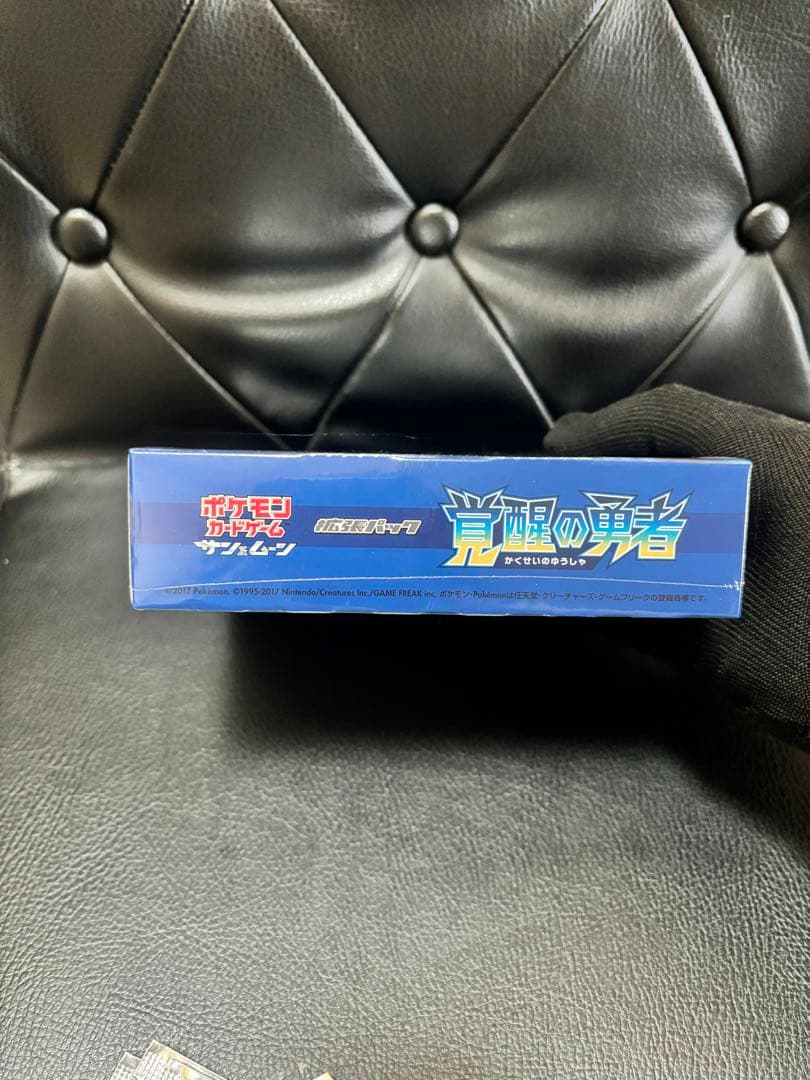 ◆値下げ◆未開封美品 ポケモンカードゲーム サンムーン 覚醒の勇者 ◆値下げ◆未開封美品 ポケモンカードゲーム サンムーン 覚醒の勇者