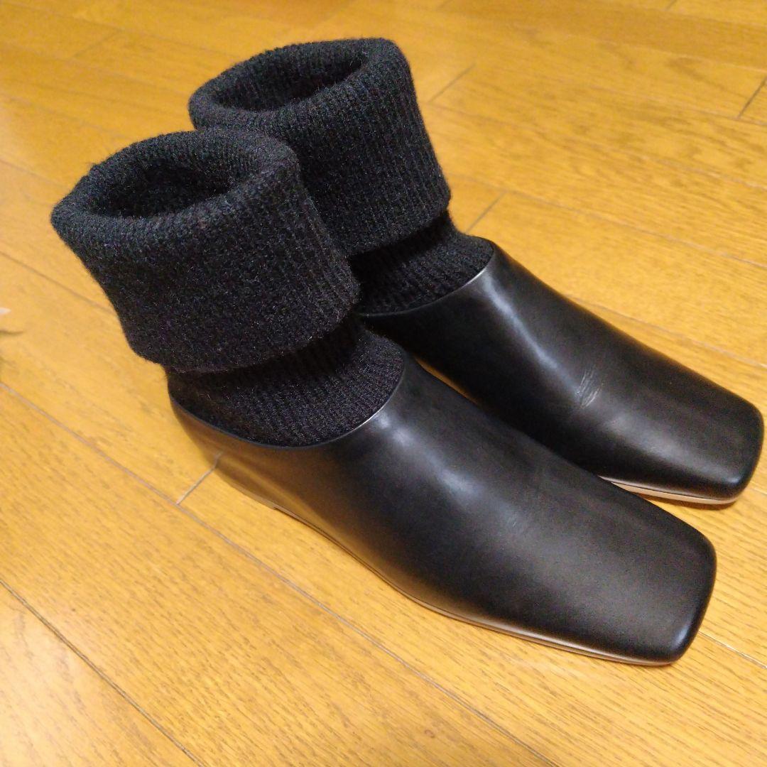 新品未使用　ショートブーツ　ペタンコ　箱付き