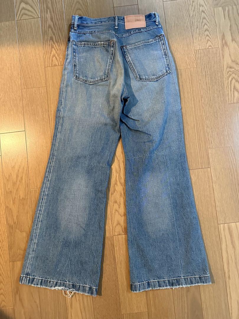 【Acne Studios】ローライズ フレアジーンズ Acne Studios - レギュラーフィットジーンズ - 2024F - ダークブルー