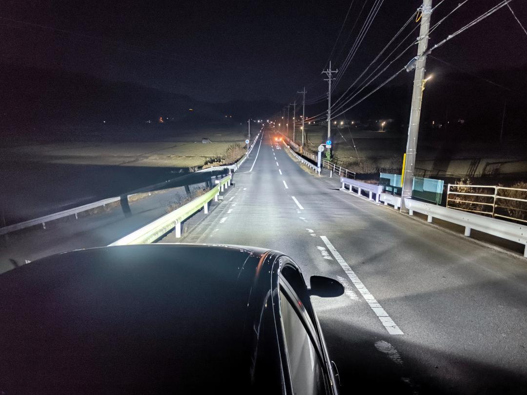 18LED　宇宙一明るいLEDバルブ　T10プレゼント　暗ければ返金　H4H11