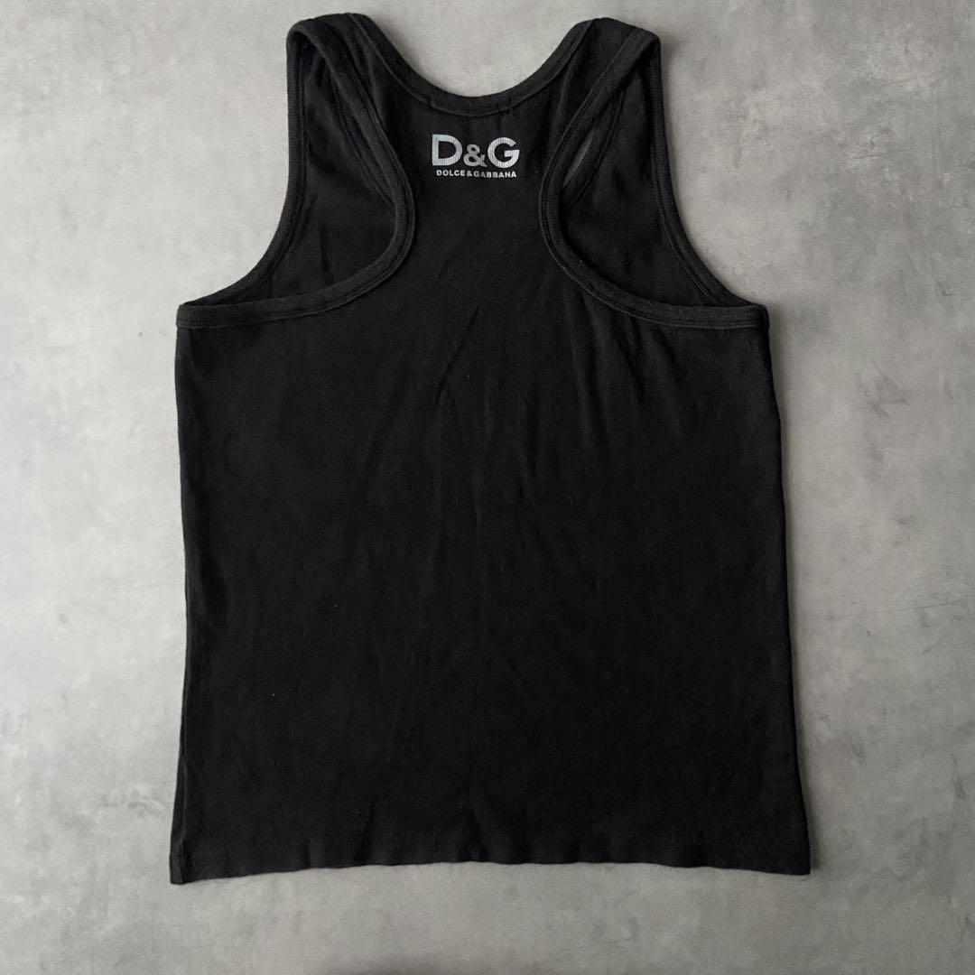 【人気】DOLCE&GABBANA タンクトップ 両面ロゴ D&G BF49 人気】DOLCE&GABBANA タンクトップ 両面ロゴ D&G BF49 - メルカリ