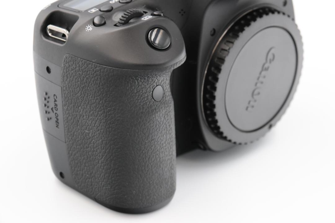Canon EOS 80D デジタル一眼レフカメラ キヤノンサービス点検済