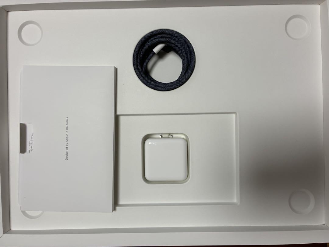 MacBook Air M3 2024 15インチ16GB 516GB