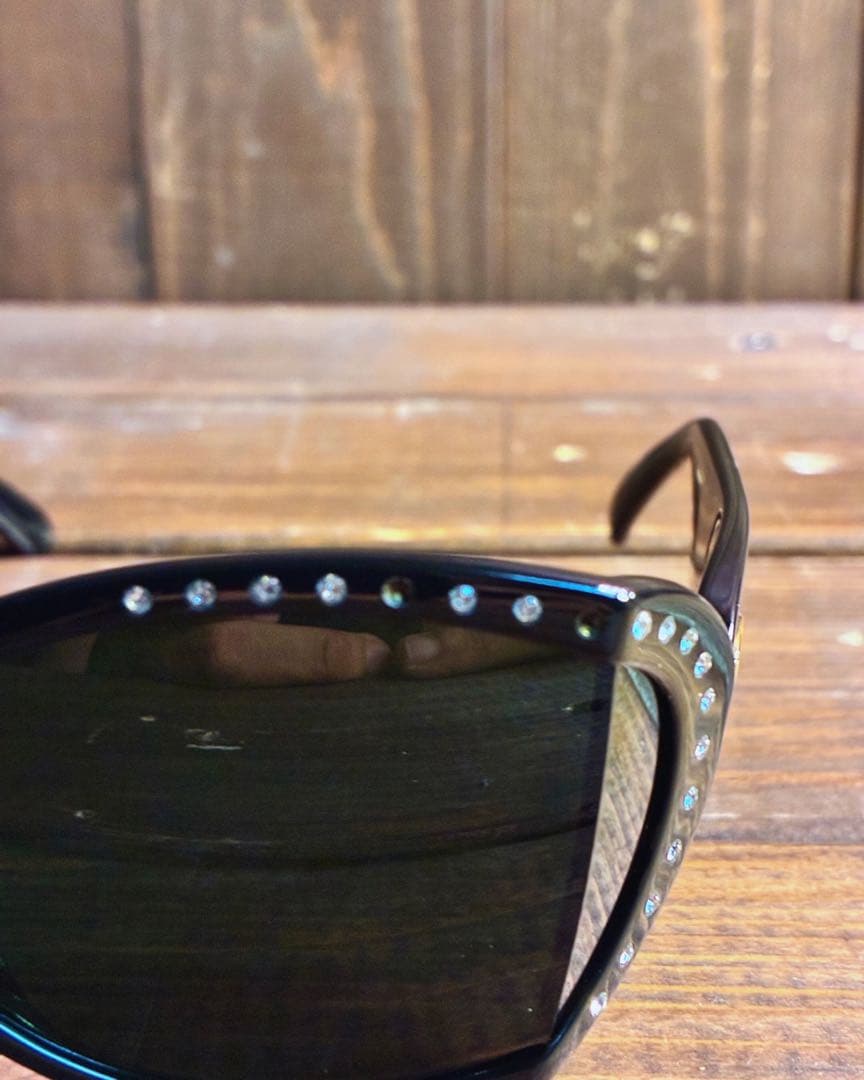 Christian Diorクリスチャンディオールサングラスブラックキャットアイ Christian Diorクリスチャンディオールサングラスブラックキャットアイ