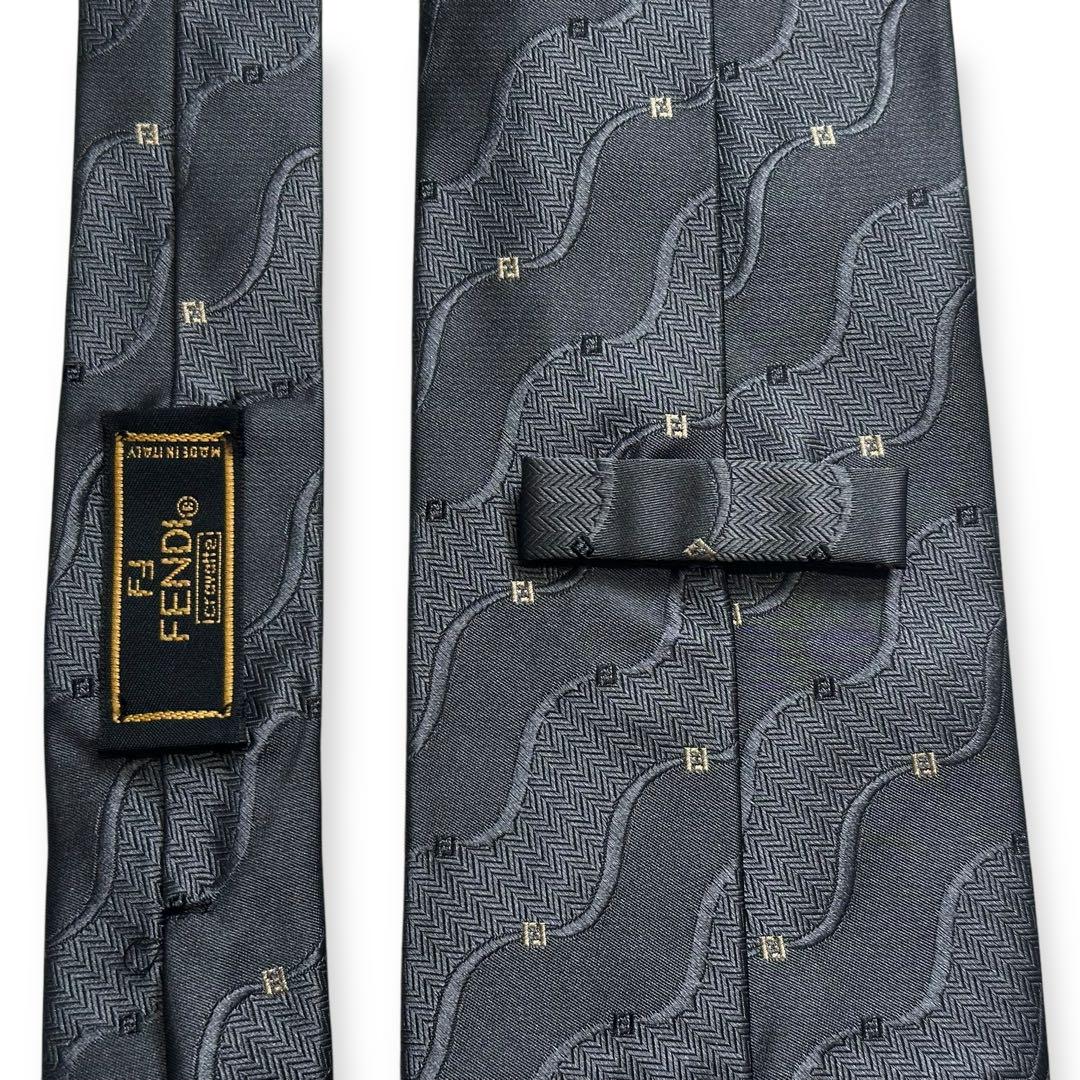 良品✨FENDI ネクタイ フェンディ ズッカ柄 FFロゴ ジャガード