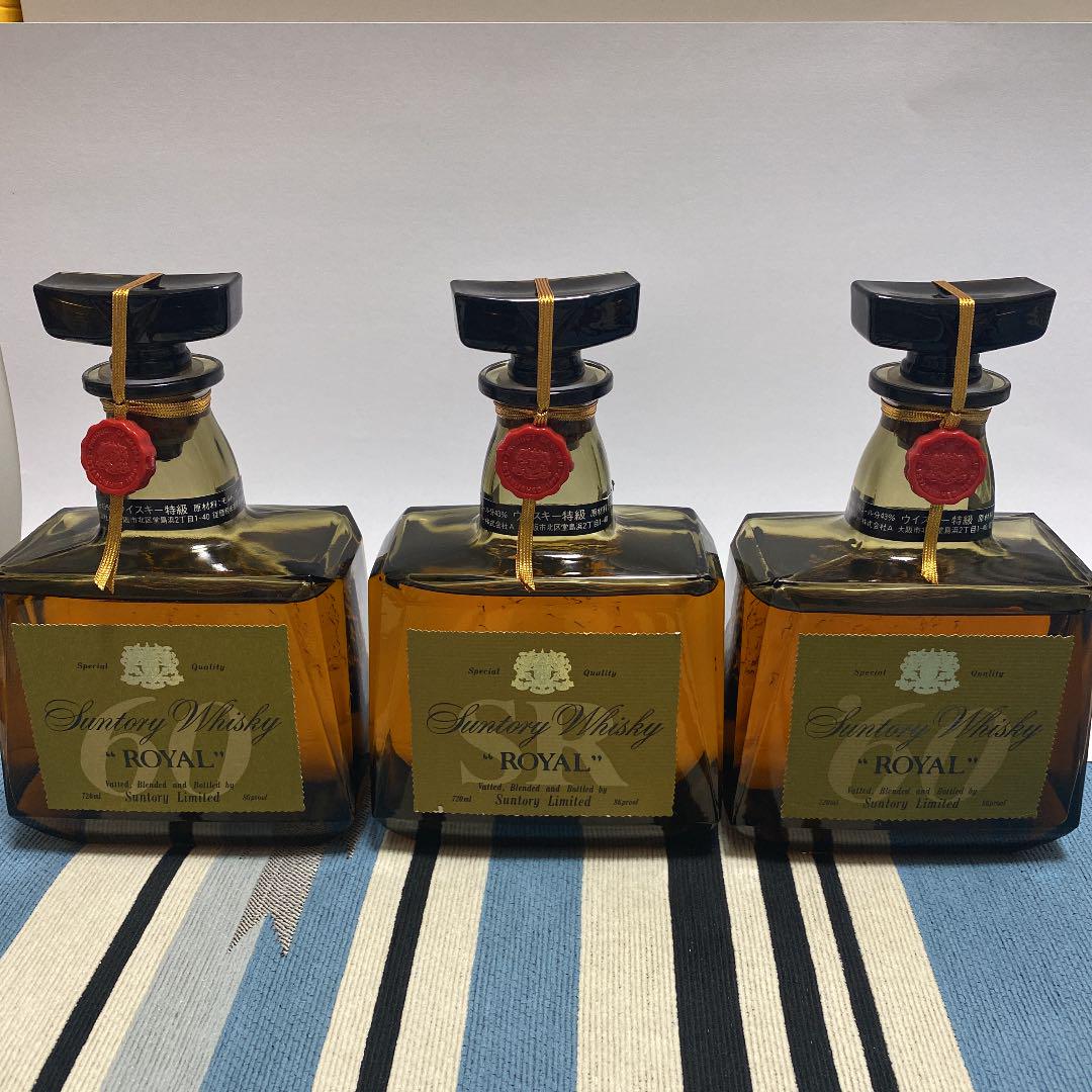 m*o様 サントリーローヤル　 ウイスキー 3本セット Amazon.co.jp: ウイスキー ローヤル 700ml × 3本 サントリー
