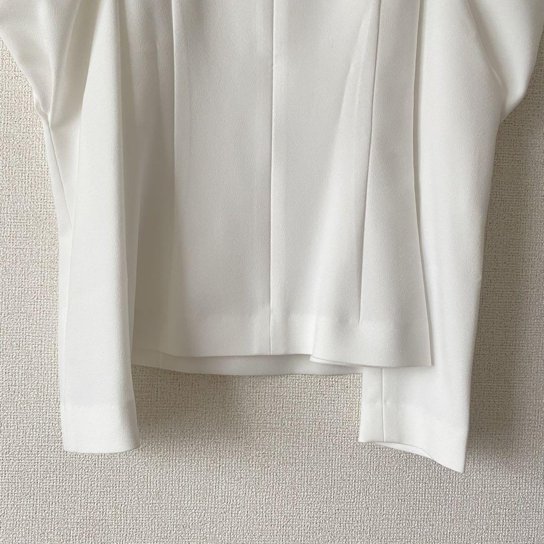Cygne. シーニュ とんがりパフtops Manon ホワイト 【サイズ②】