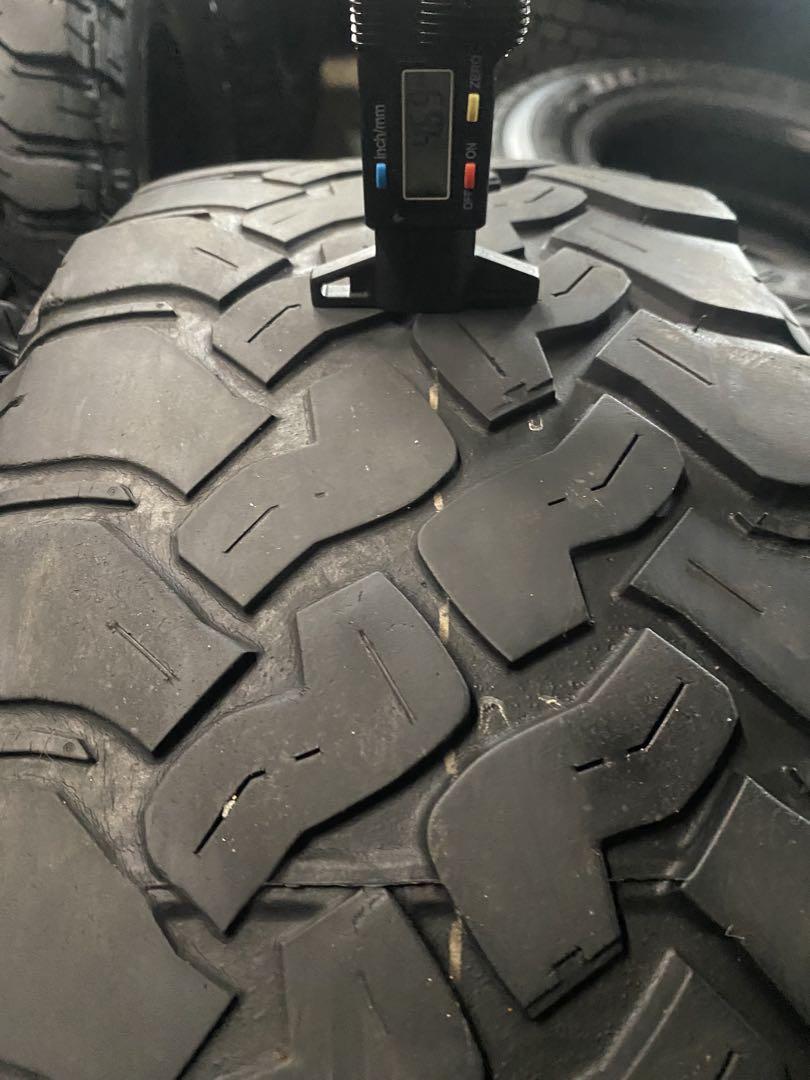 あずき 265/70R17 タイヤ・アルミホイールセット　4本