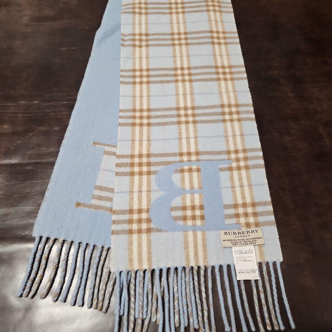 BURBERRY　リバーシブルマフラー BURBERRY リバーシブルマフラー - メルカリ