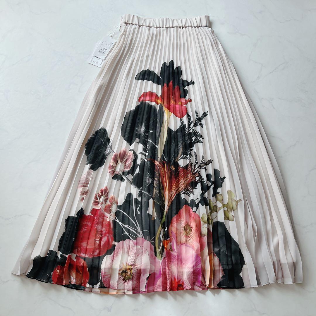 【35％OFF】 ROENTGEN MEDI Ameri FLOWER SKIRT PLEATS スカート