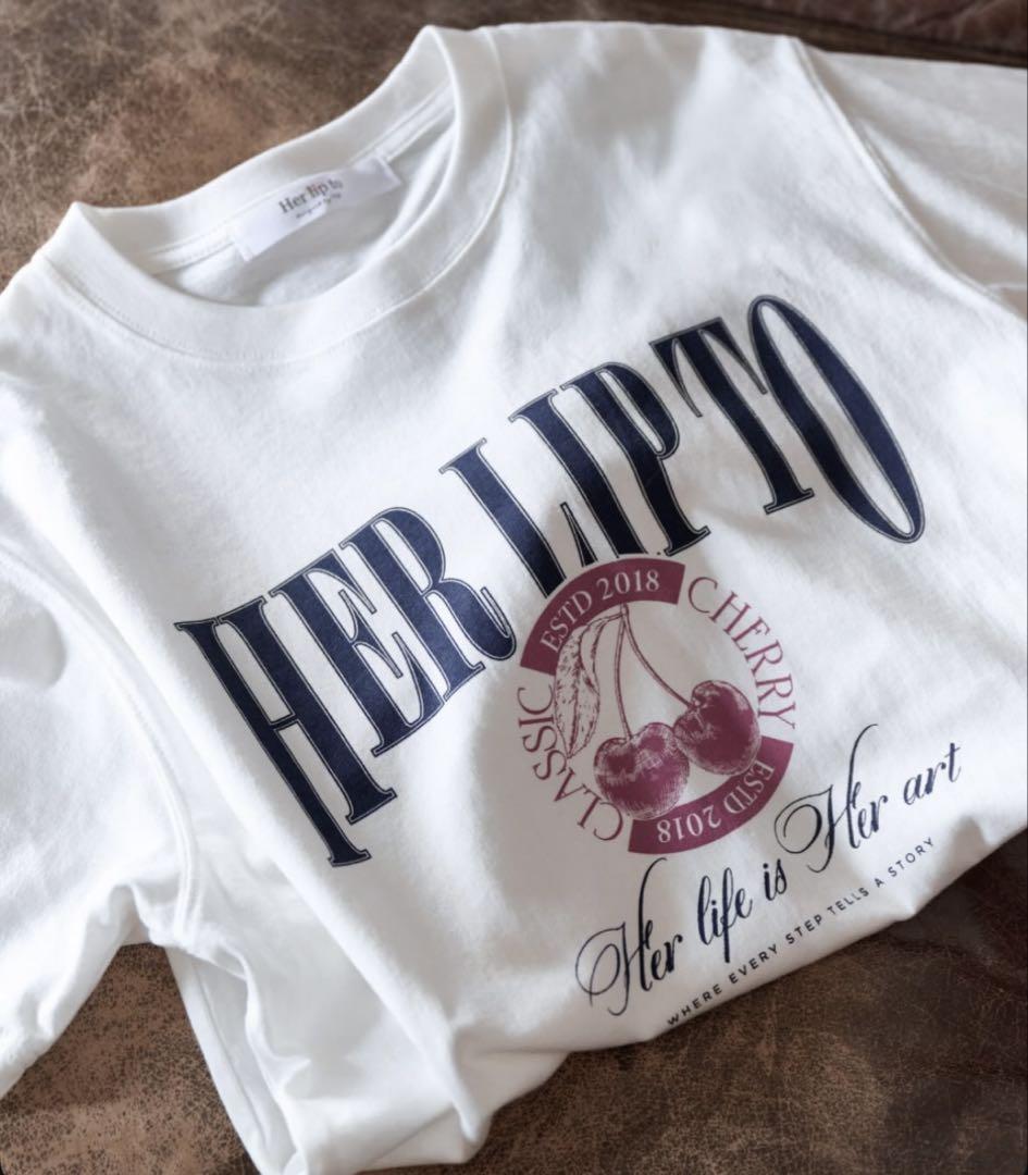 トップス Classic Cherry Tee White F Herlipto