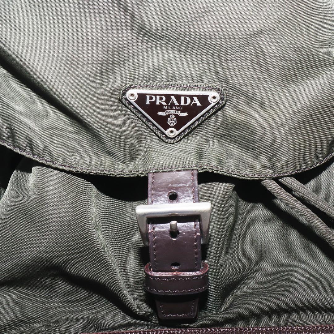 PRADA リュックバックパック三角ロゴ カーキ ナイロン レザー PRADA プラダ リュック バッグパック 三角ロゴ ナイロン レザー
