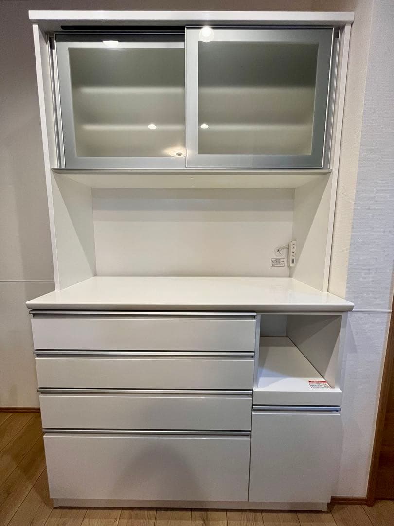 美品□モモナチュラル□VENT□レッドオーク□キッチンボード