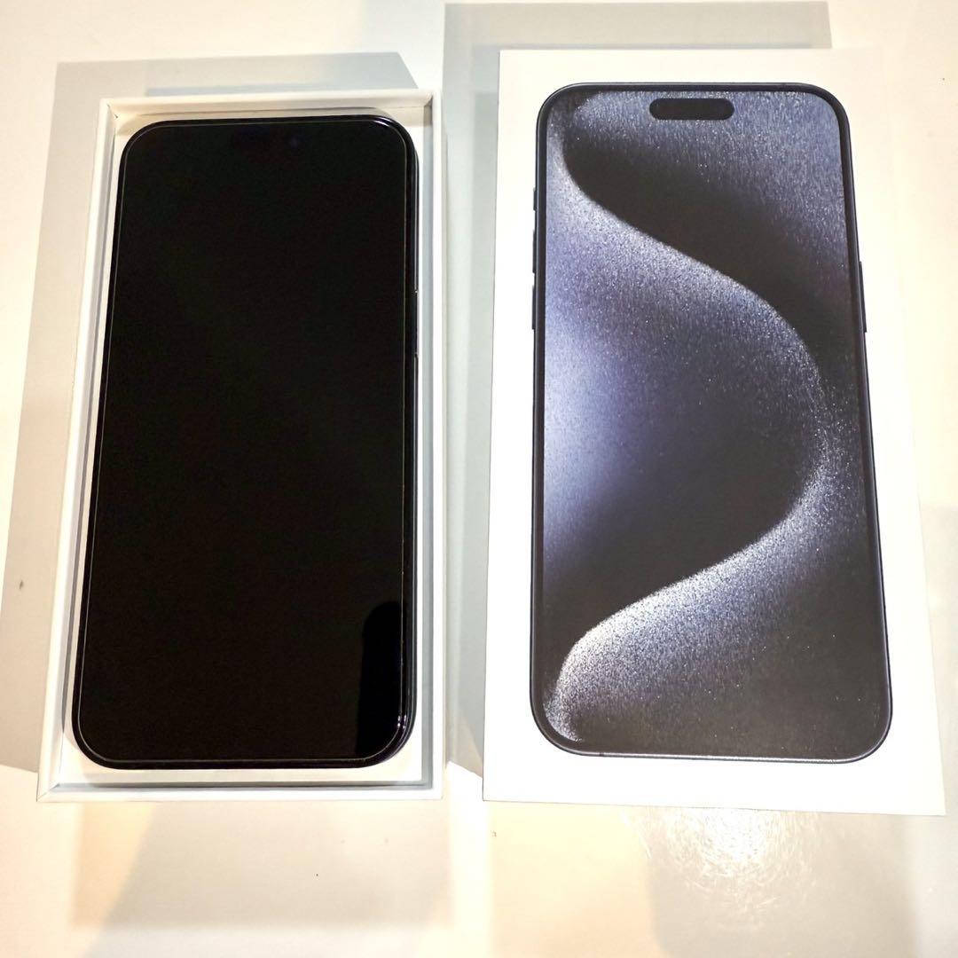 【極美品】iPhone15 Pro Max 本体256GB SIMフリー　ブルー