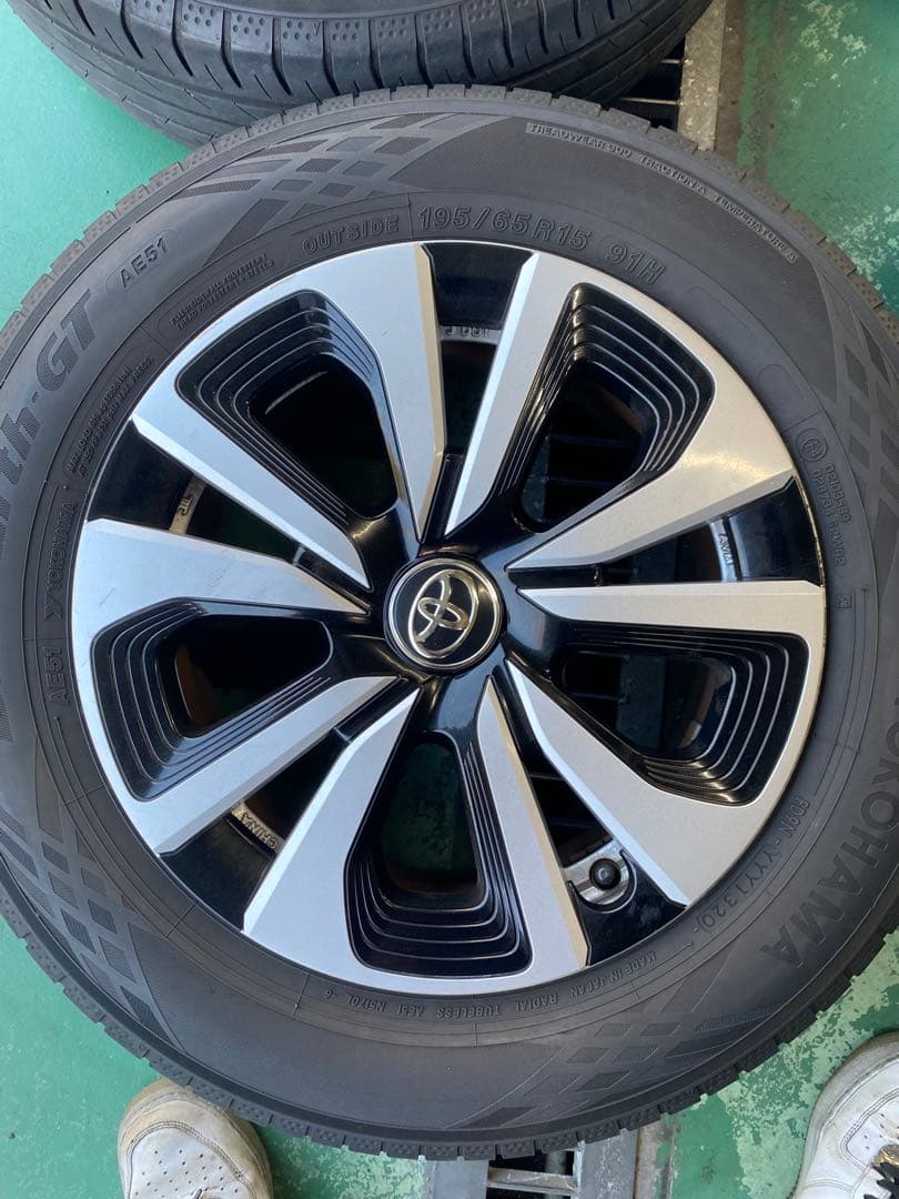 トヨタ 15インチ ホイールセット ヨコハマ