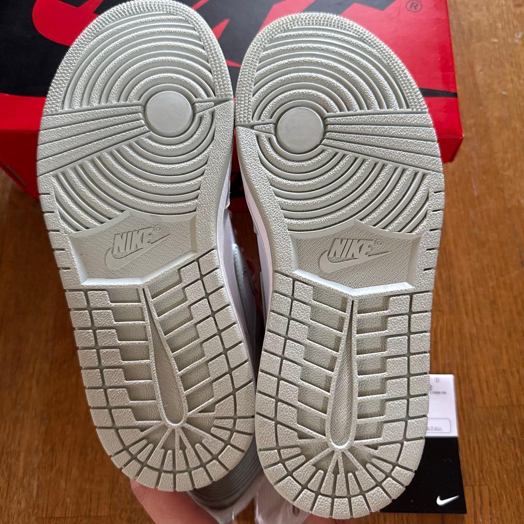 グレー|ホワイト24cm・NIKE