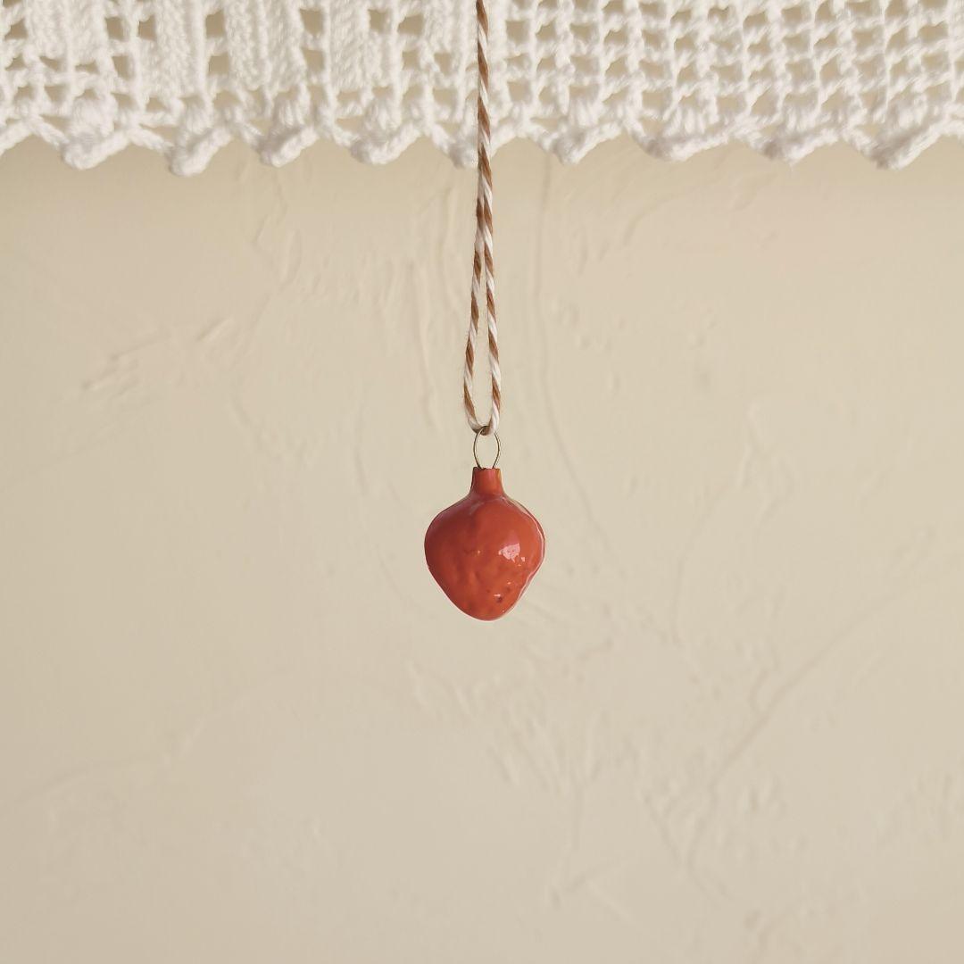 【たぁこさま*】ornaments  ୨୧ * かわいい 苺さん セット (b)
