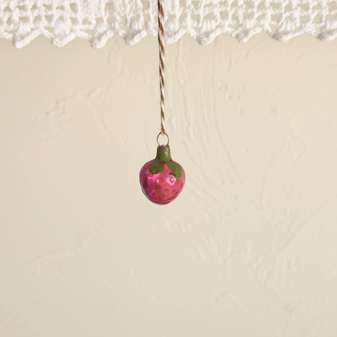 【たぁこさま*】ornaments  ୨୧ * かわいい 苺さん セット (b)